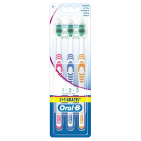 مسواک کلاسیک اورال بی 3 عددی مدل Oral-B classic 1 2 3